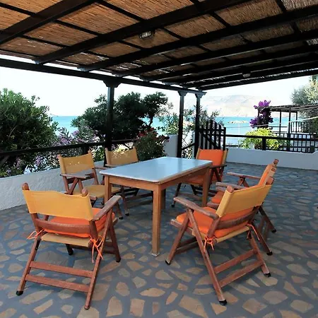 Ferogia 3* سكيروس